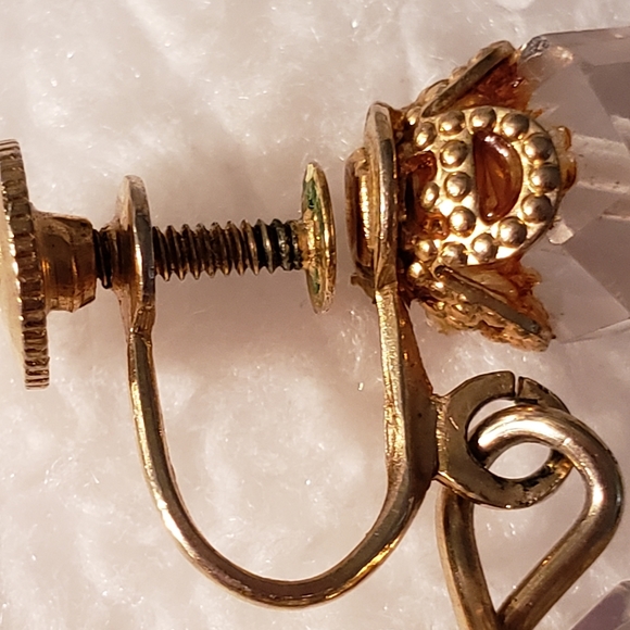 Unique vintage chandelier earrings non pierced - Picture 4 of 5